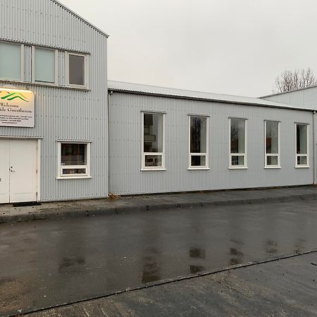 Welcome Riverside Guesthouse Гелла Екстер'єр фото