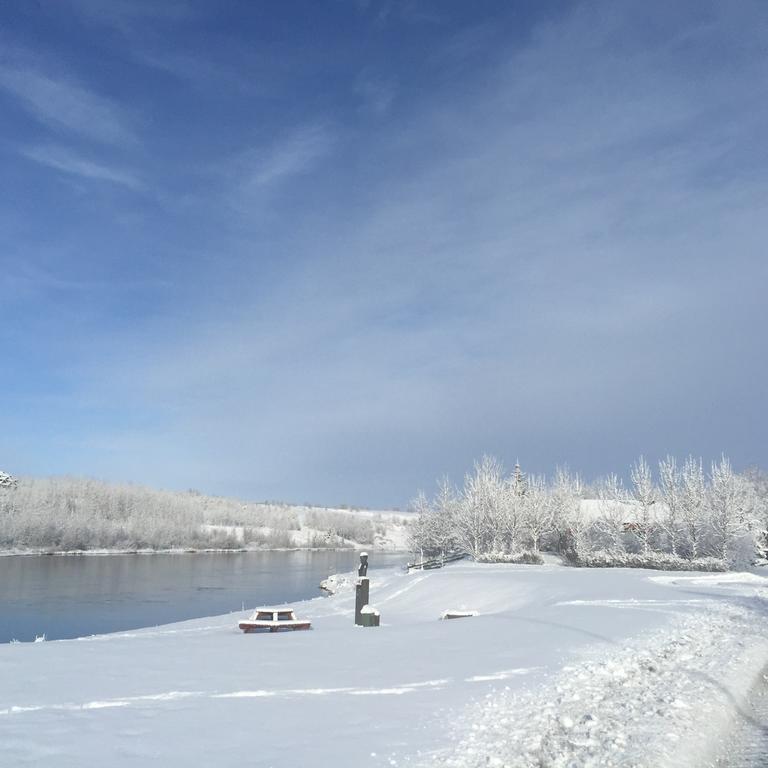 Welcome Riverside Guesthouse Гелла Екстер'єр фото