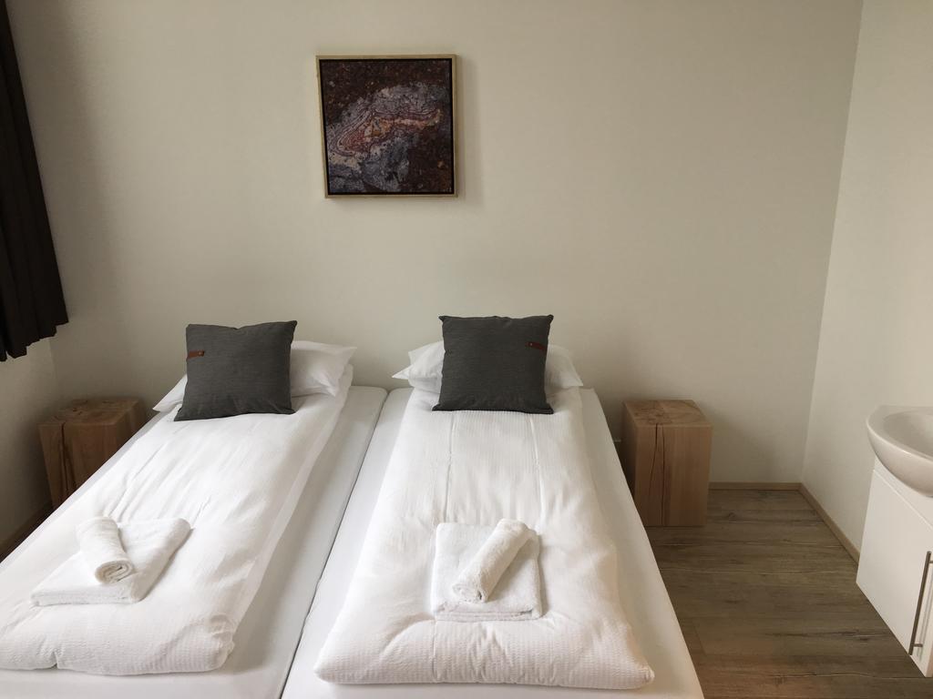 Welcome Riverside Guesthouse Гелла Екстер'єр фото